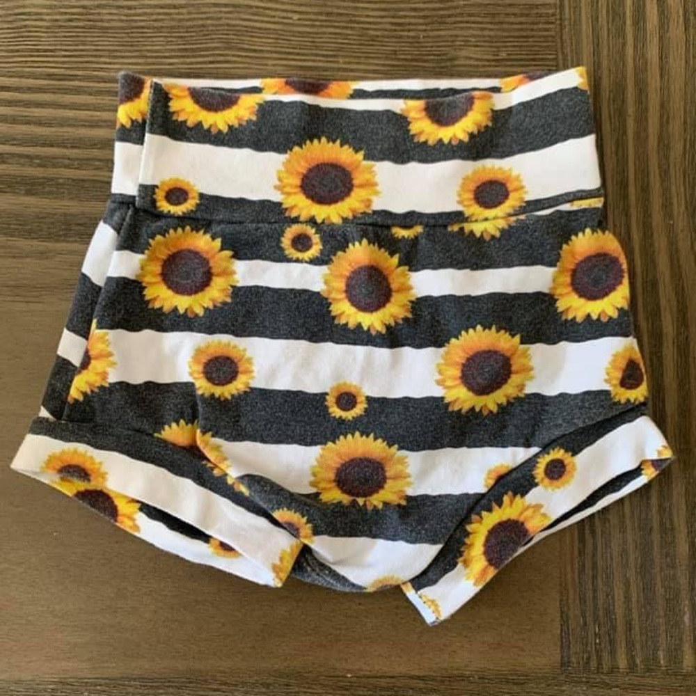 🌻🌻 Sunflower bummies 🌻🌻